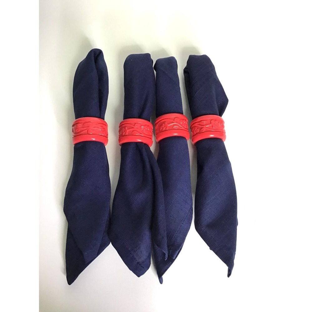 Vtg Red Embossed Floral Napkin Rings & Navy Blue Linen Napkins (4) Retro Table